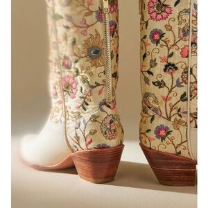 Momo New York Floral Embroidered cowgirl boots
